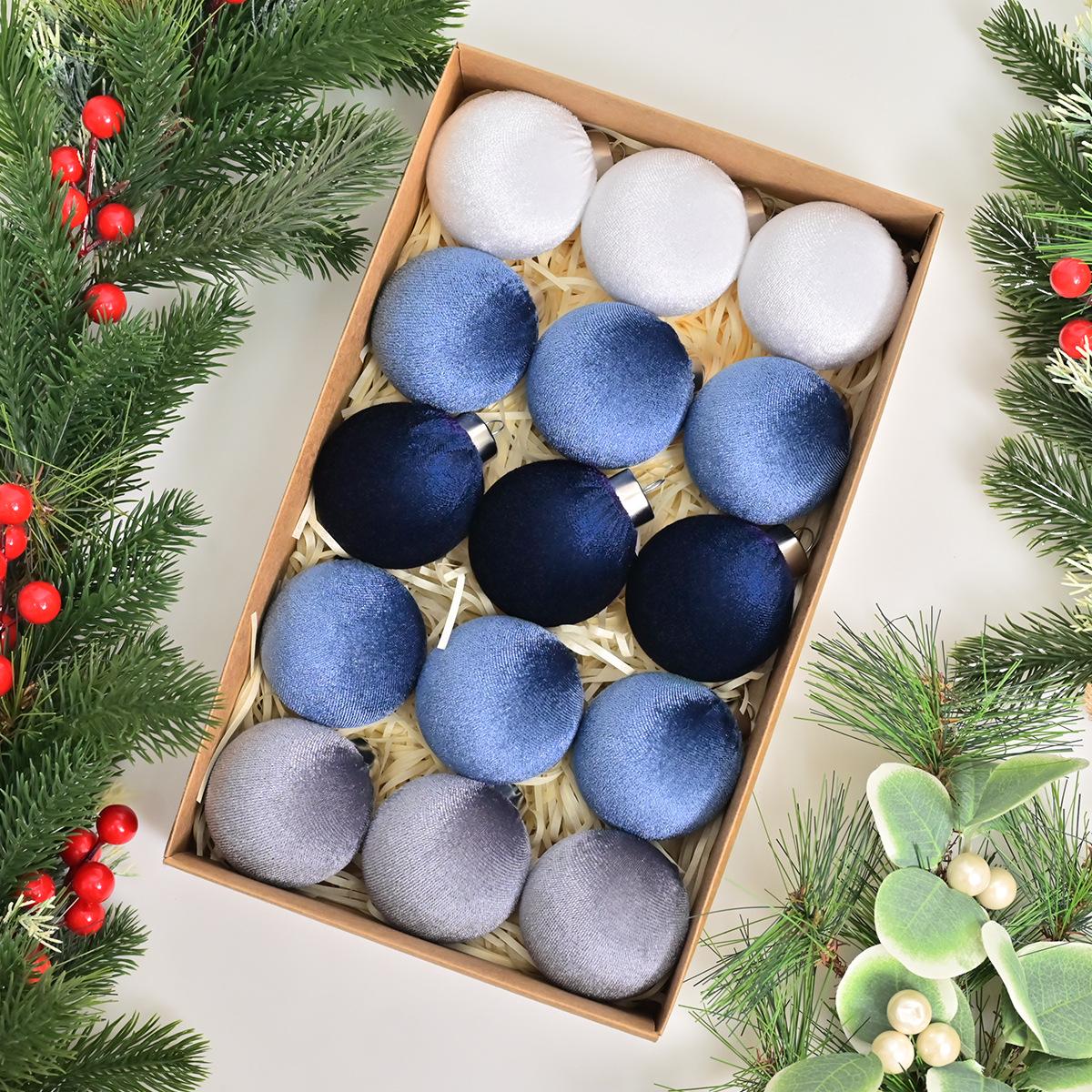 6CM Velvet Christmas Ornament Bag: Plush Ball Decoration for Tree
6CM Velvet Christmas Ornament Bag: Plush Ball Decoration for Tree