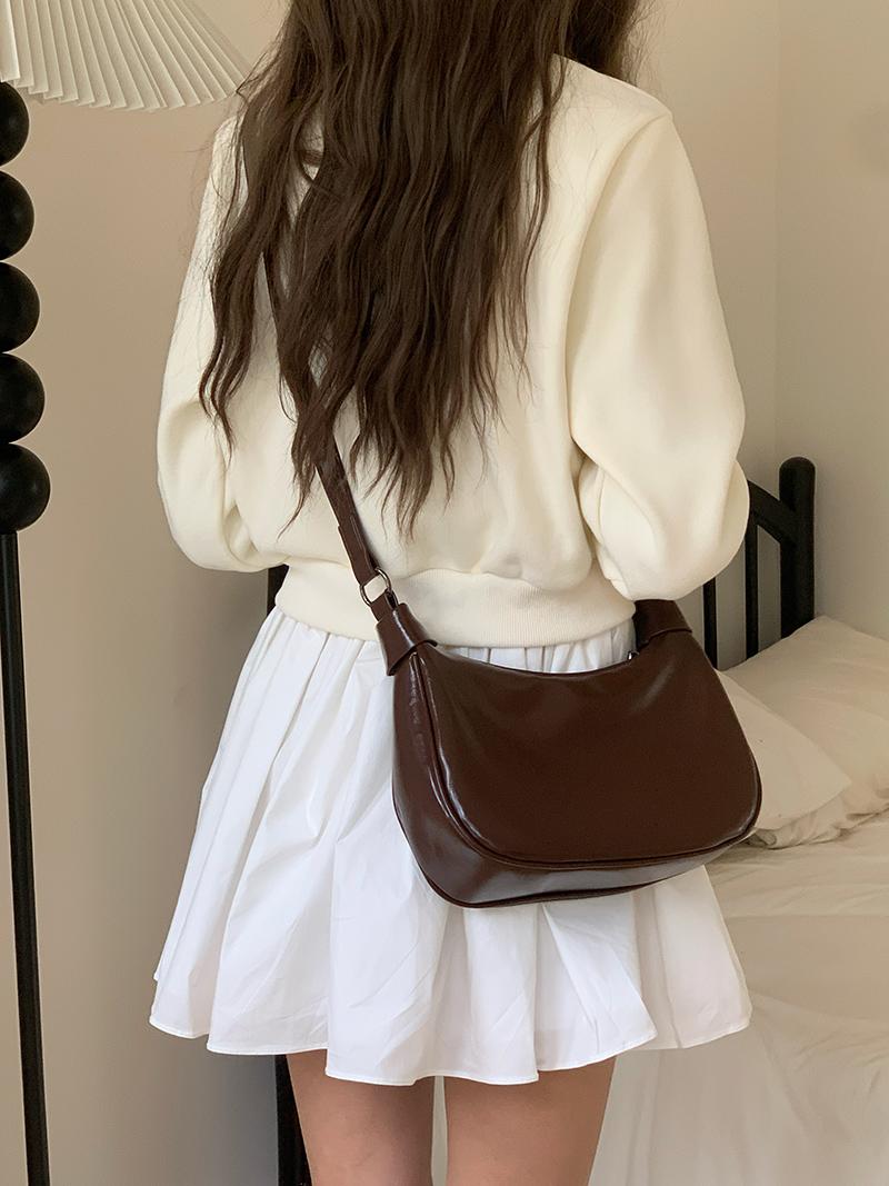 Vintage Soft PU Leather Women s Shoulder Bags Commuter Versatile Ladies Hobos Crossbody Bag Solid Color Female Underarm Handbags кавовий
Vintage Soft PU Leather Women s Shoulder Bags Commuter Versatile Ladies Hobos Crossbody Bag Solid Color Female Underarm Handbags кавовий