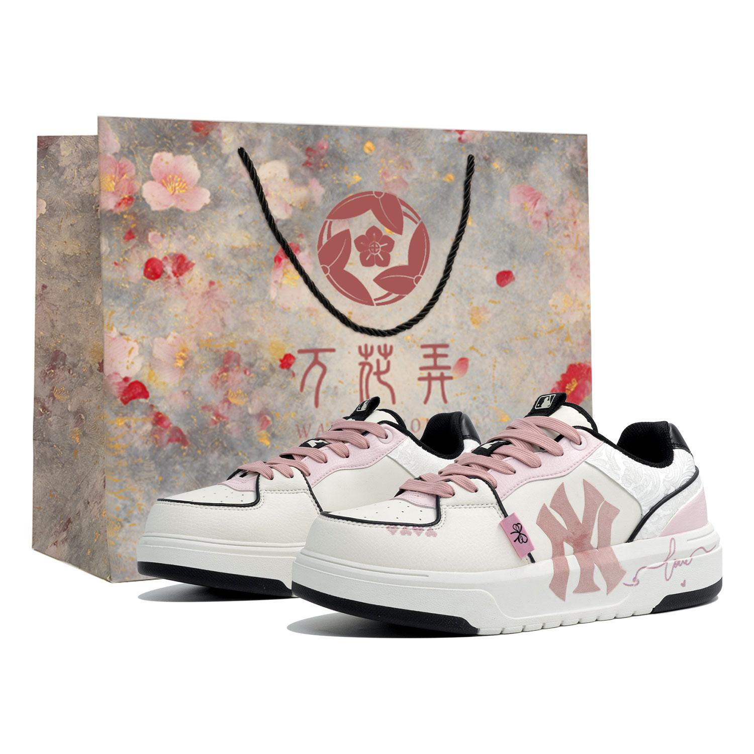MLB Chunky Liner Wanhua Nong, Love, Shopping Bag Slip Resistant Abrasion Resistant Low top Skateboard Shoes Unisex 3ASXCA12N-50WHS(Team113-BOX) 38.5
MLB Chunky Liner Wanhua Nong, Love, Shopping Bag Slip Resistant Abrasion Resistant Low top Skateboard Shoes Unisex 3ASXCA12N-50WHS(Team113-BOX) 38.5