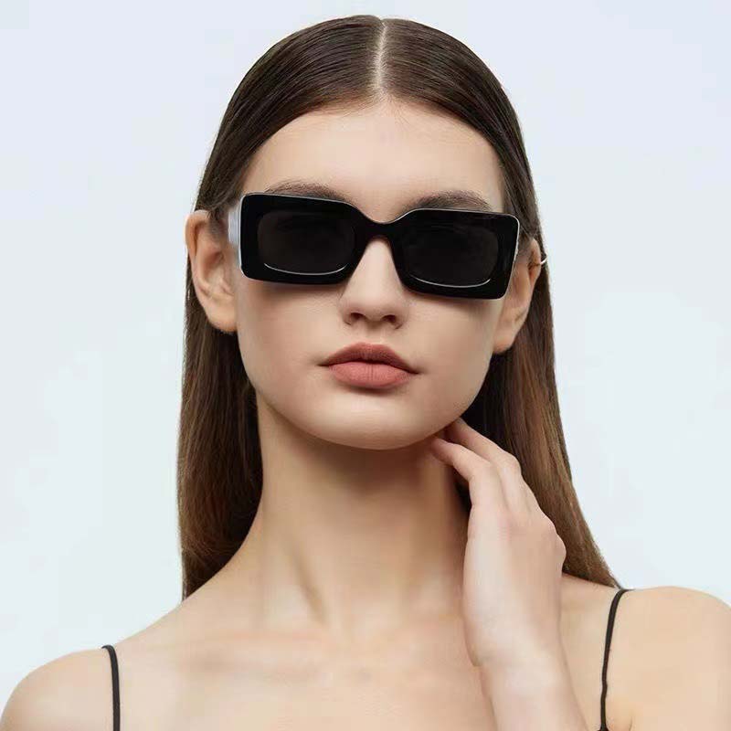 Female Trend Personality Dazzling Hip Hop Glasses Vintage Candy Color Square Small Frame Sunglasses Outdoor UV400 Sunglasses
Female Trend Personality Dazzling Hip Hop Glasses Vintage Candy Color Square Small Frame Sunglasses Outdoor UV400 Sunglasses