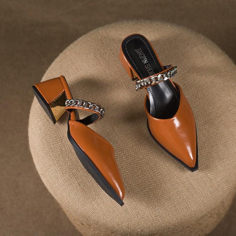 Beautiful fashion and high sense bag head half slippers women wear sandals summer with skirts high heels single shoes 42 чорний
Beautiful fashion and high sense bag head half slippers women wear sandals summer with skirts high heels single shoes 42 чорний