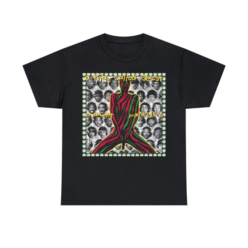 230 г/м² 100% хлопок A Tribe Called Quest футболка Midnight Marauders Hip Hop Q Tip Phife Dawg De La Soul Mos Def J Dilla унисекс плотная хлопковая футболка XXS чёрный
230 г/м² 100% хлопок A Tribe Called Quest футболка Midnight Marauders Hip Hop Q Tip Phife Dawg De La Soul Mos Def J Dilla унисекс плотная хлопковая футболка XXS чёрный