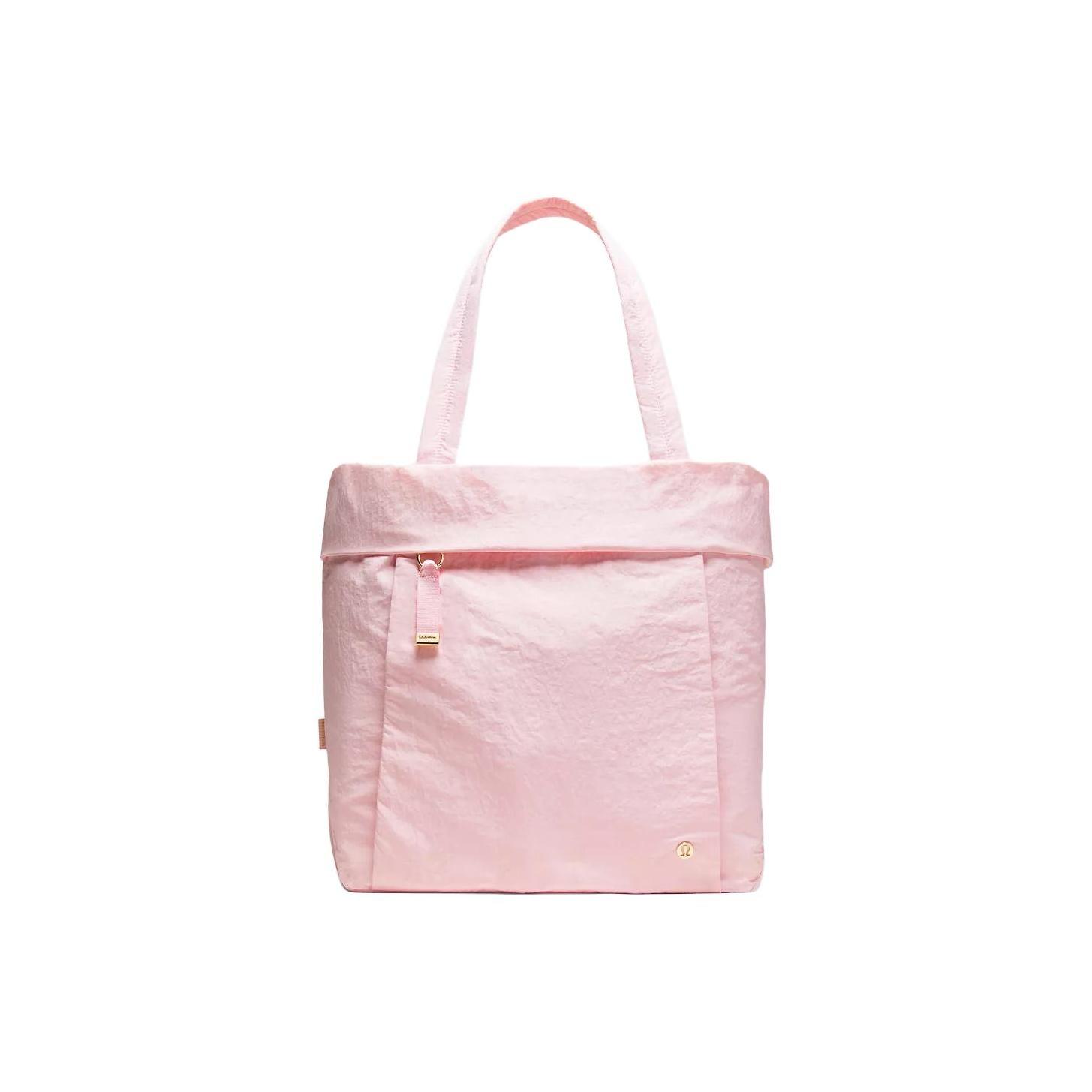 Lululemon On My Level 27.5L Gold Metal Hardware Design Recycled Nylon Tote Bag Women bags Pink LW9FQ6S-035486 Happiness Pink
Lululemon On My Level 27.5L Gold Metal Hardware Design Recycled Nylon Tote Bag Women bags Pink LW9FQ6S-035486 Happiness Pink