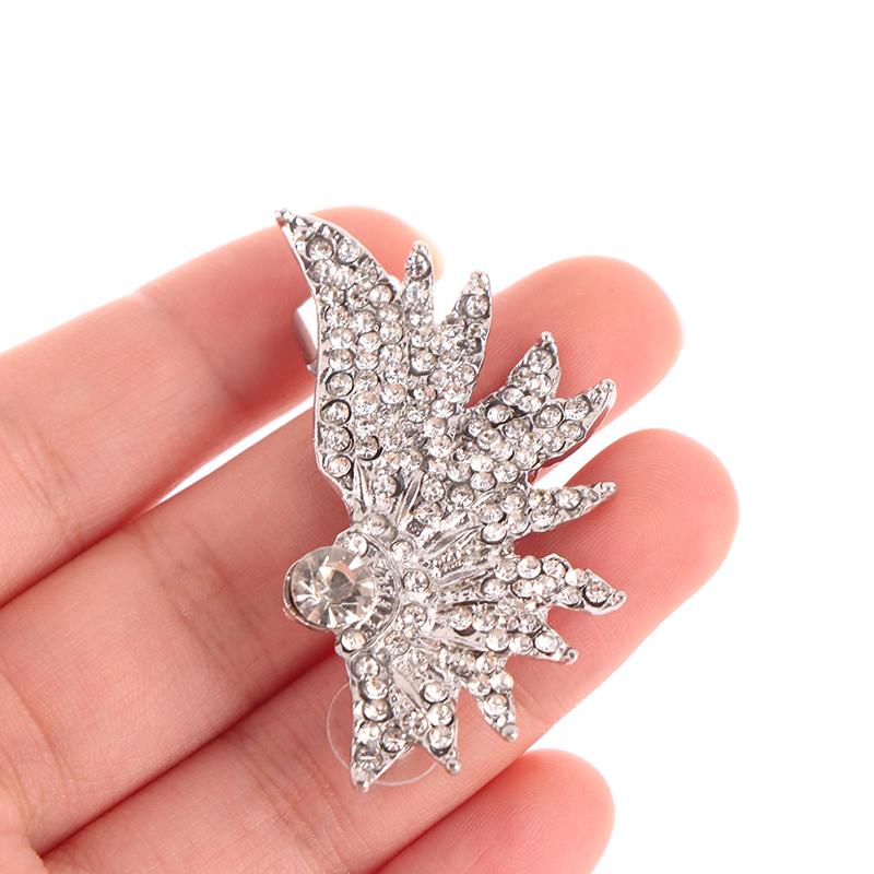 1 Pc Lady Punk Wing Ear Cuff Inlaid Clip Stud Party Jewelry Gifts 
1 Pc Lady Punk Wing Ear Cuff Inlaid Clip Stud Party Jewelry Gifts