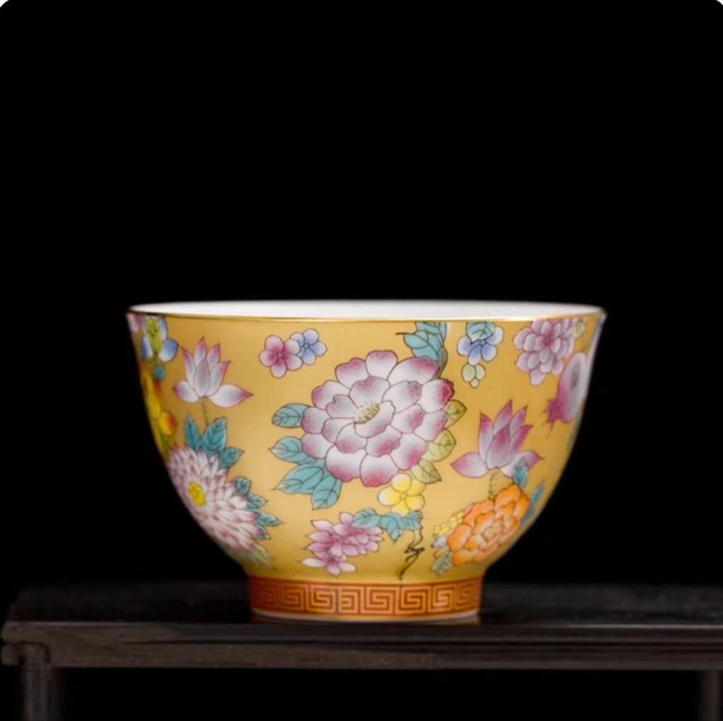 Эмалевый Керамический Чайный Сервиз: Подарочная коробка с большой чашей, мастер-чашей и дегустационной чашкой
Эмалевый Керамический Чайный Сервиз: Подарочная коробка с большой чашей, мастер-чашей и дегустационной чашкой