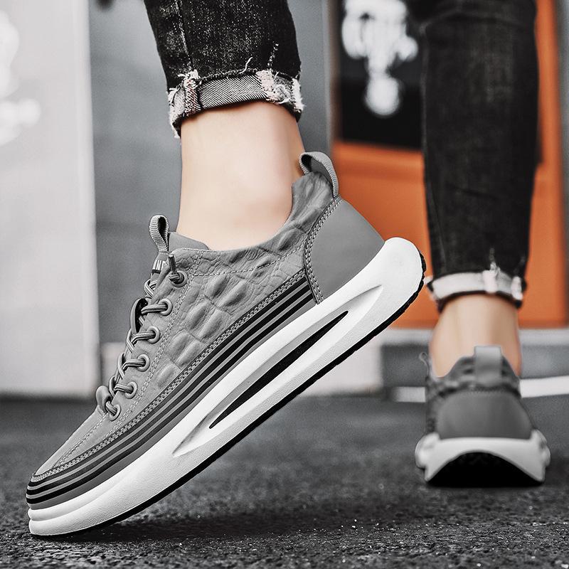 Spring and summer men s shoes new trend trendy casual board shoes breathable umbrella cloth shoes men s youth running sports shoes 39
Spring and summer men s shoes new trend trendy casual board shoes breathable umbrella cloth shoes men s youth running sports shoes 39