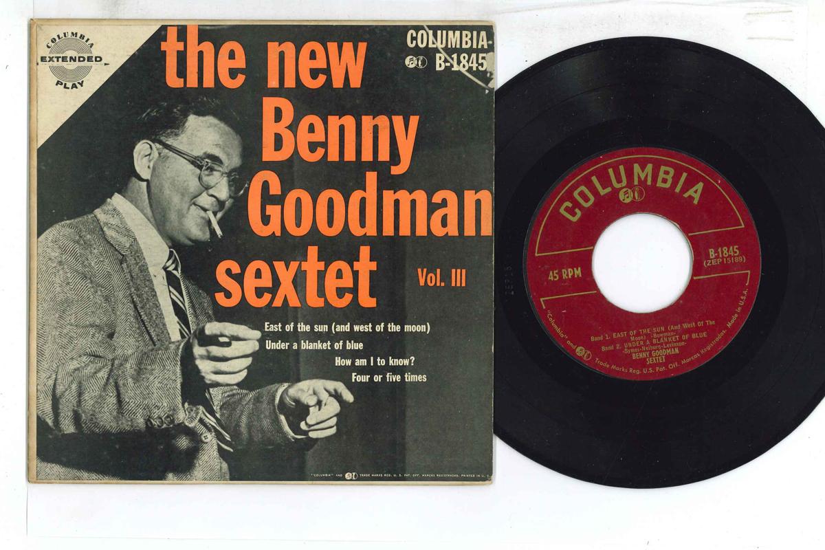 7inch Record BENNY GOODMAN - New Benny Goodman Sextet Vol. III B1845 COLUMBIA US Jazz Used
7inch Record BENNY GOODMAN - New Benny Goodman Sextet Vol. III B1845 COLUMBIA US Jazz Used