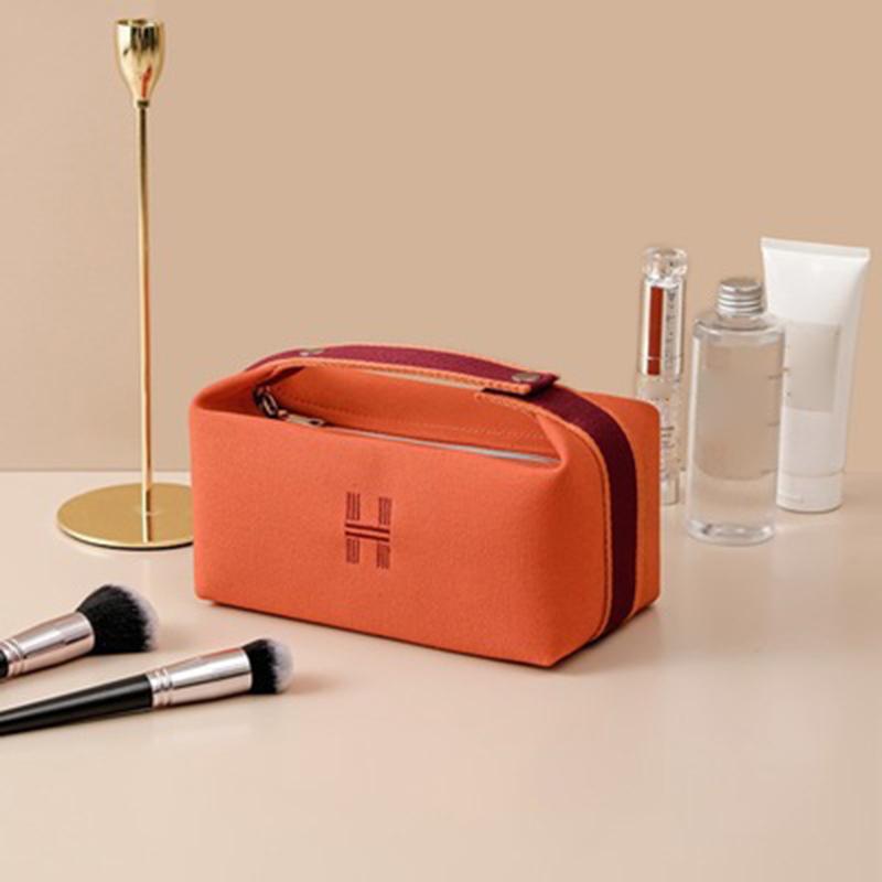 Canvas Waterproof Makeup Bag Wash Organizer Travel Portable Toiletries Storage Pouch Beige
Canvas Waterproof Makeup Bag Wash Organizer Travel Portable Toiletries Storage Pouch Beige
