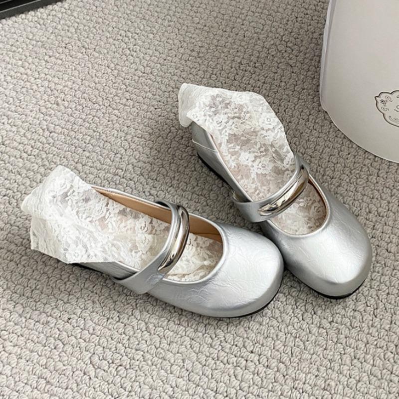 Fashion 2025 New Flats Women Shoes Autumn Shallow Fashion Sandals Designer Classical Cozy Soft Sneaker Running Casual Mujer Zapatillas 39
Fashion 2025 New Flats Women Shoes Autumn Shallow Fashion Sandals Designer Classical Cozy Soft Sneaker Running Casual Mujer Zapatillas 39