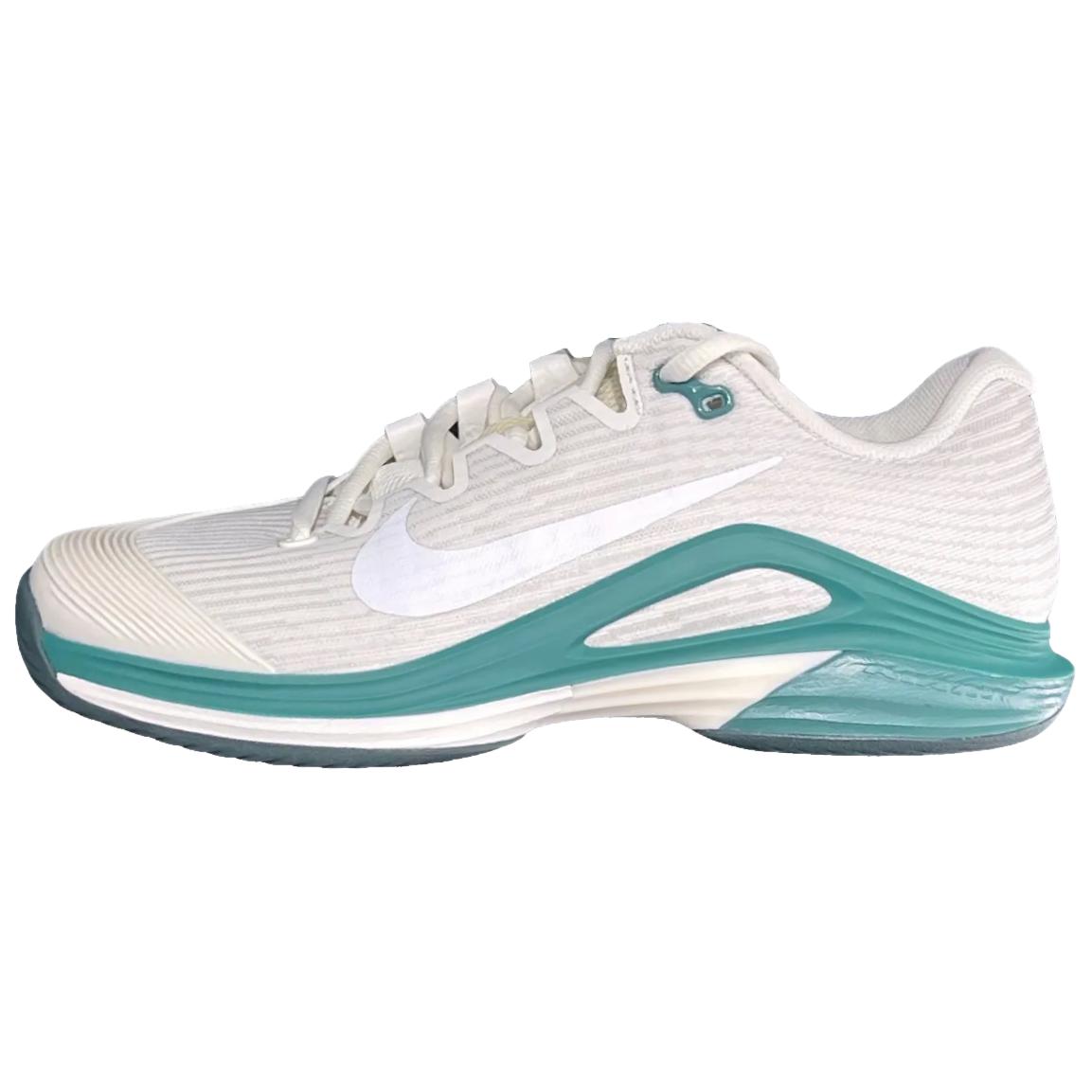 Nike Vapor 12 Low top Tennis Shoes Women s White JA6273-010 42
Nike Vapor 12 Low top Tennis Shoes Women s White JA6273-010 42