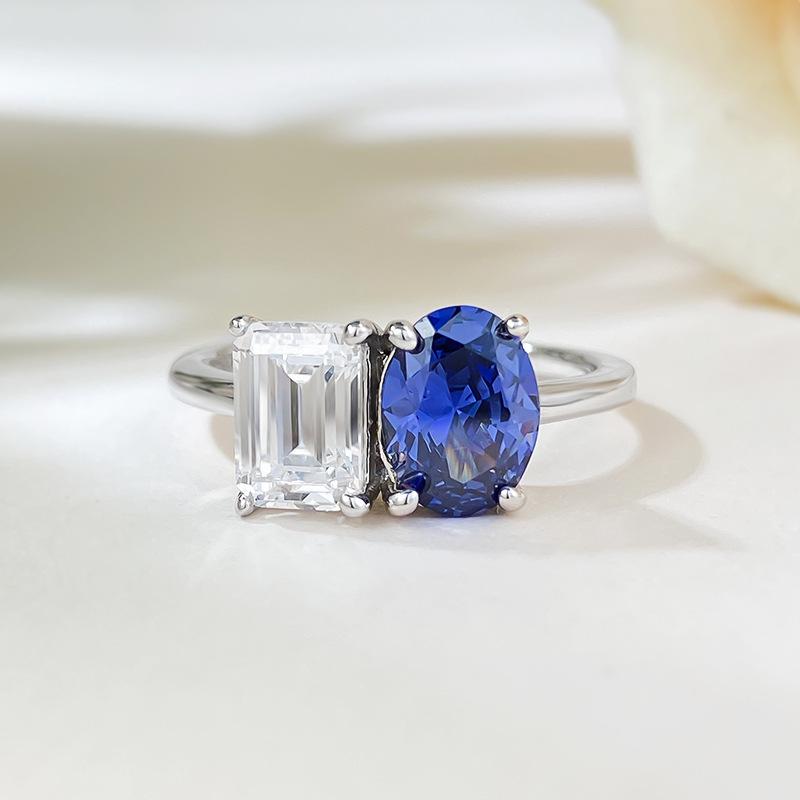 Rongrongjin Elegant Tanzanite and High Carbon Diamond Four-Claw Oval Ring Size 5
Rongrongjin Elegant Tanzanite and High Carbon Diamond Four-Claw Oval Ring Size 5