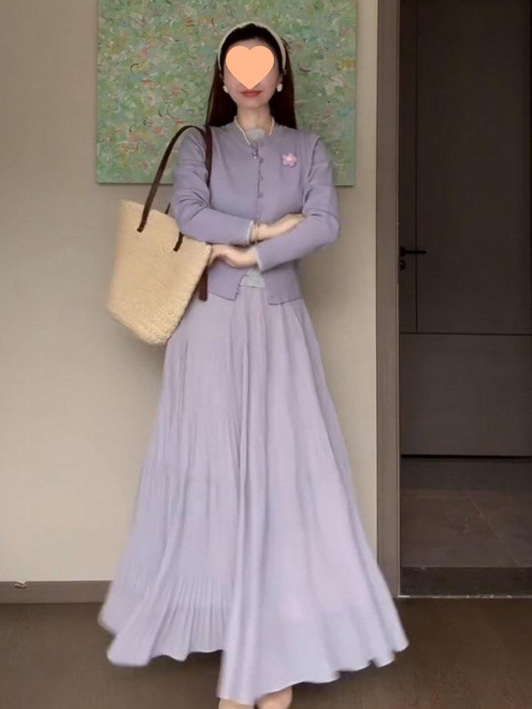 French-Inspired Knit Cardigan and Skirt Set - Spring New Arrival, Waist-Cinched, Age-Defying Fashion. XL
French-Inspired Knit Cardigan and Skirt Set - Spring New Arrival, Waist-Cinched, Age-Defying Fashion. XL