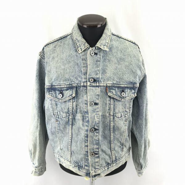 80s Vintage Levi s Denim Jacket Light Blue M 70649-0217 Cotton Logo Buttons
80s Vintage Levi s Denim Jacket Light Blue M 70649-0217 Cotton Logo Buttons