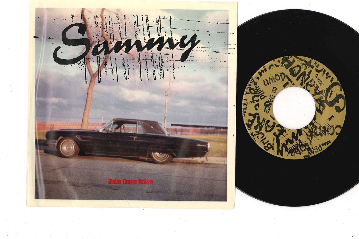 7inch Record SAMMY - Babe Come Down / Roach Girl R15437 SMELLS LIKE 1993 US Rock Used 
7inch Record SAMMY - Babe Come Down / Roach Girl R15437 SMELLS LIKE 1993 US Rock Used