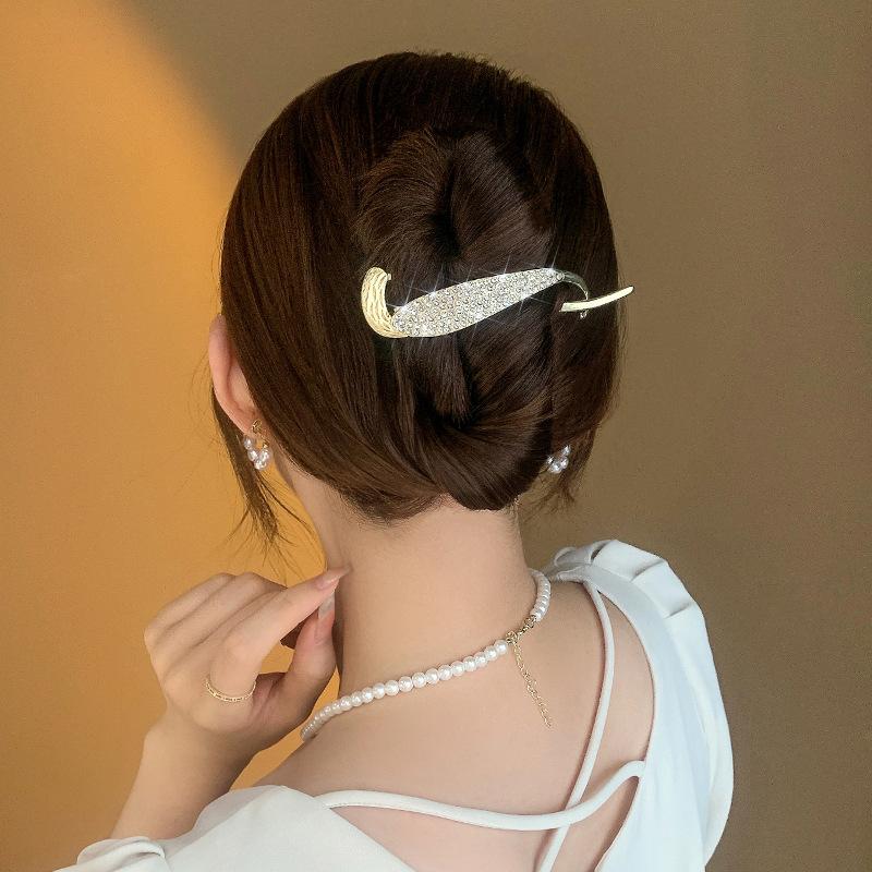 Корейские металлические заколки для волос с жемчугом и бабочкой, модные милые заколки для хвоста, заколки для волос, головные уборы, женские аксессуары для волос
Корейские металлические заколки для волос с жемчугом и бабочкой, модные милые заколки для хвоста, заколки для волос, головные уборы, женские аксессуары для волос