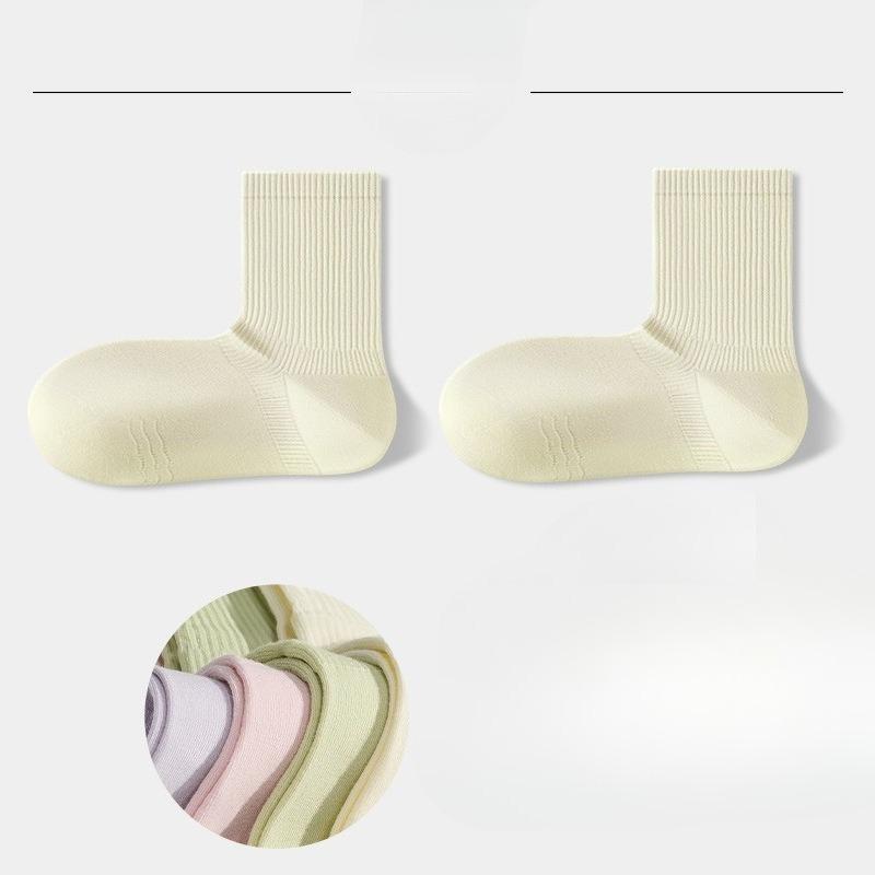 Женские весенне-летние тонкие дезодорирующие носки из чистого хлопка однотонной расцветки 1 pair кремовый
Женские весенне-летние тонкие дезодорирующие носки из чистого хлопка однотонной расцветки 1 pair кремовый