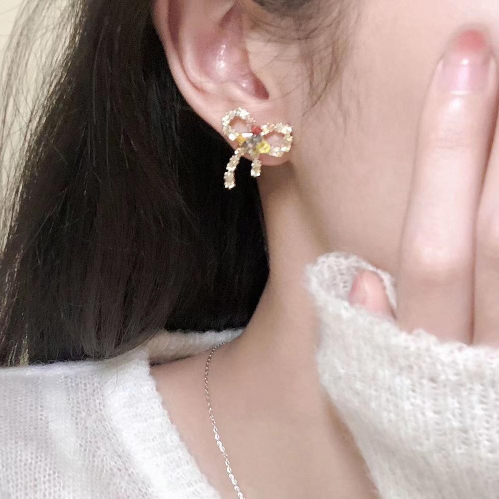 Colorful Beaded Bow Earrings - High-End, Exquisite Studs for Women’s Elegant & Sweet Style
Colorful Beaded Bow Earrings - High-End, Exquisite Studs for Women’s Elegant & Sweet Style