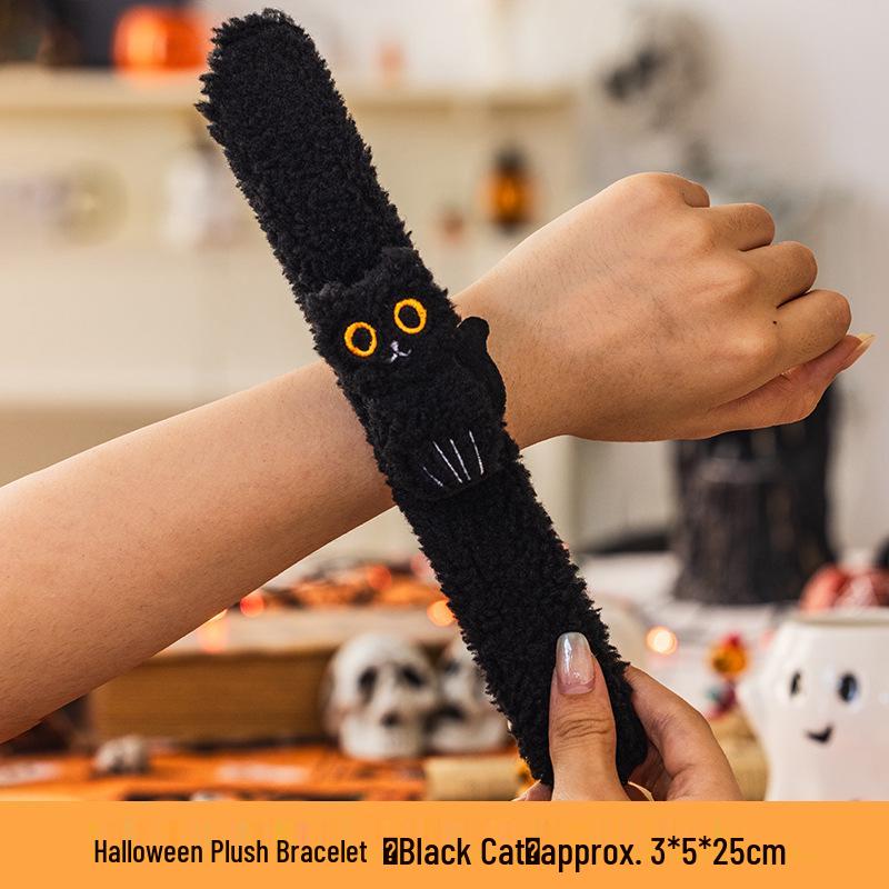 Pumpkin Lantern Snap Bracelet: Kids Halloween Decoration & Gift
Pumpkin Lantern Snap Bracelet: Kids Halloween Decoration & Gift