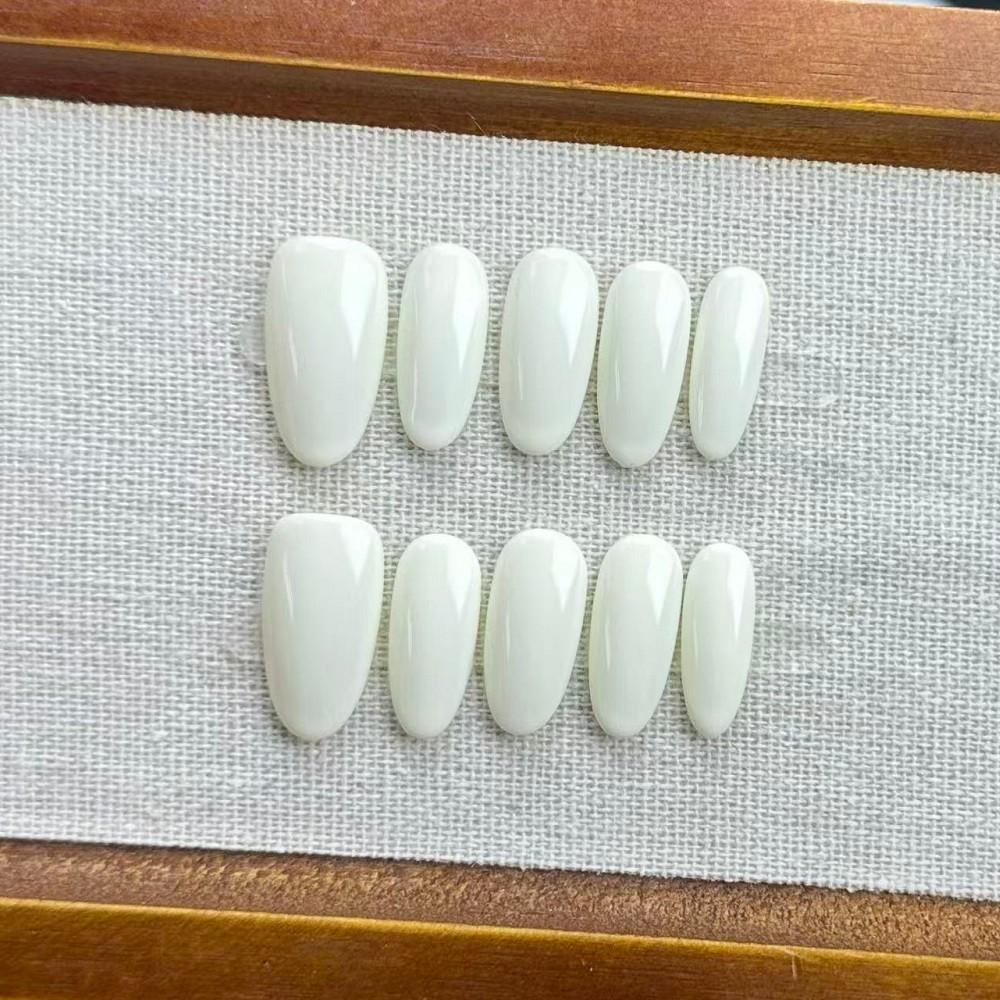 Handmade Press On Nails Glossy Solid Cream White Phototherapy Fake Nail Patch Artificial Nail Reusable Medium Oval L
Handmade Press On Nails Glossy Solid Cream White Phototherapy Fake Nail Patch Artificial Nail Reusable Medium Oval L