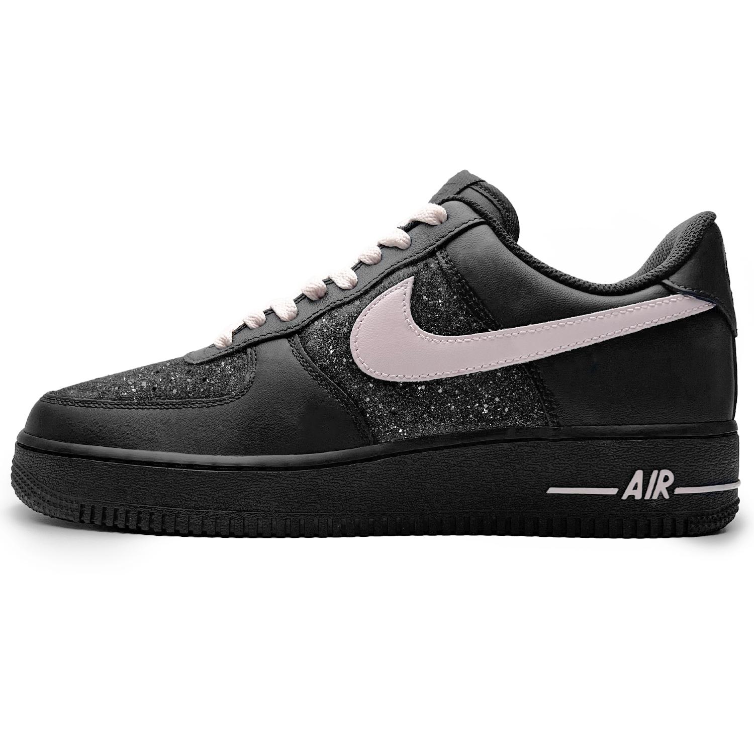 Nike Air Force 1 Leather Slip Resistant Abrasion Resistant Low top Skateboard Shoes Unisex Pink Black CW2288-001(Team285-) 44.5
Nike Air Force 1 Leather Slip Resistant Abrasion Resistant Low top Skateboard Shoes Unisex Pink Black CW2288-001(Team285-) 44.5