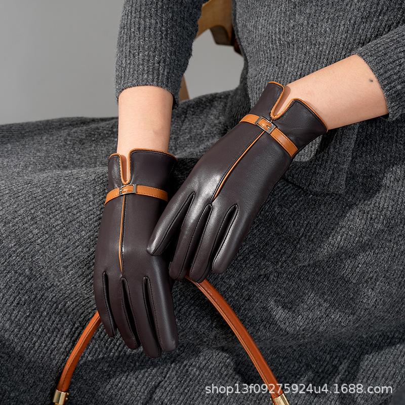 Outdoor riding, driving, piled and thickened anti-wind and cold touch screen sheepskin gloves for women L
Outdoor riding, driving, piled and thickened anti-wind and cold touch screen sheepskin gloves for women L
