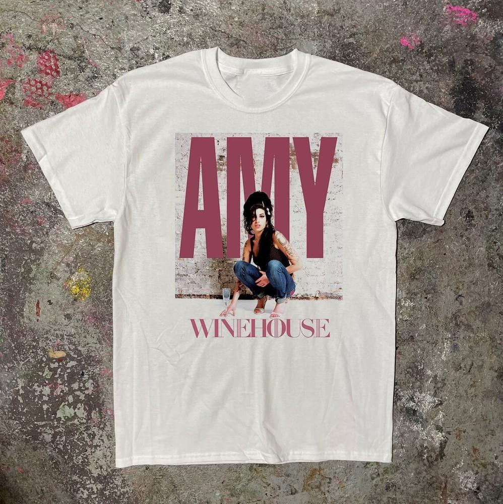 Vintage Amy Winehouse Singer Album Tshirt Short All Size S to 5XL NZL039 Unisex T-Shirt S
Vintage Amy Winehouse Singer Album Tshirt Short All Size S to 5XL NZL039 Unisex T-Shirt S