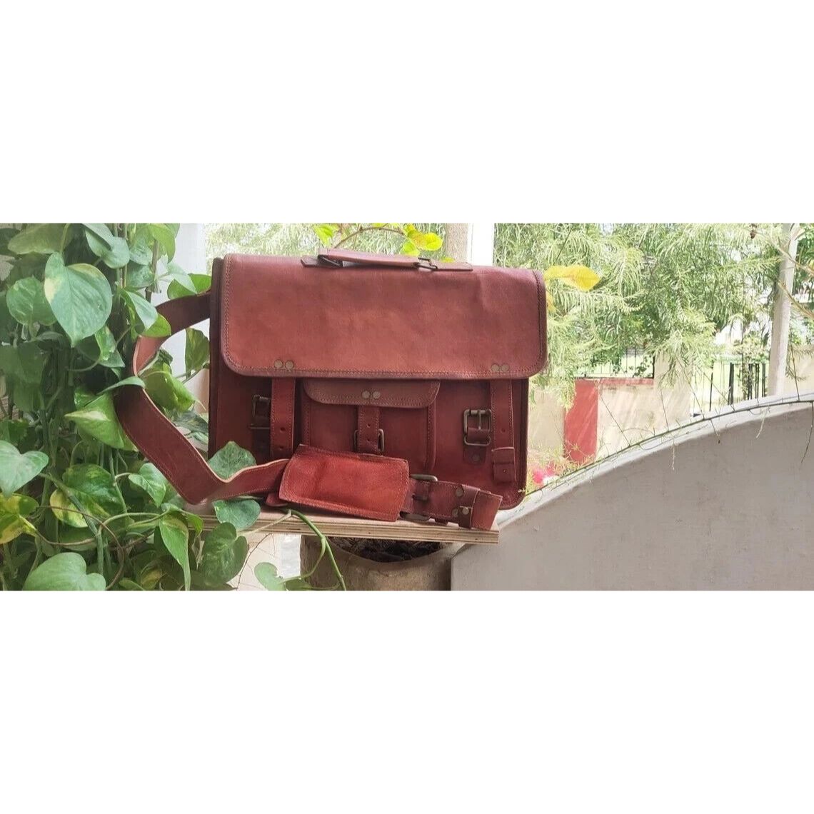 Мужская большая сумка-мессенджер коричневого цвета из винтажной кожи, на плечо, сумка-портфель для ноутбука 16 x 12 x 5 in
Мужская большая сумка-мессенджер коричневого цвета из винтажной кожи, на плечо, сумка-портфель для ноутбука 16 x 12 x 5 in