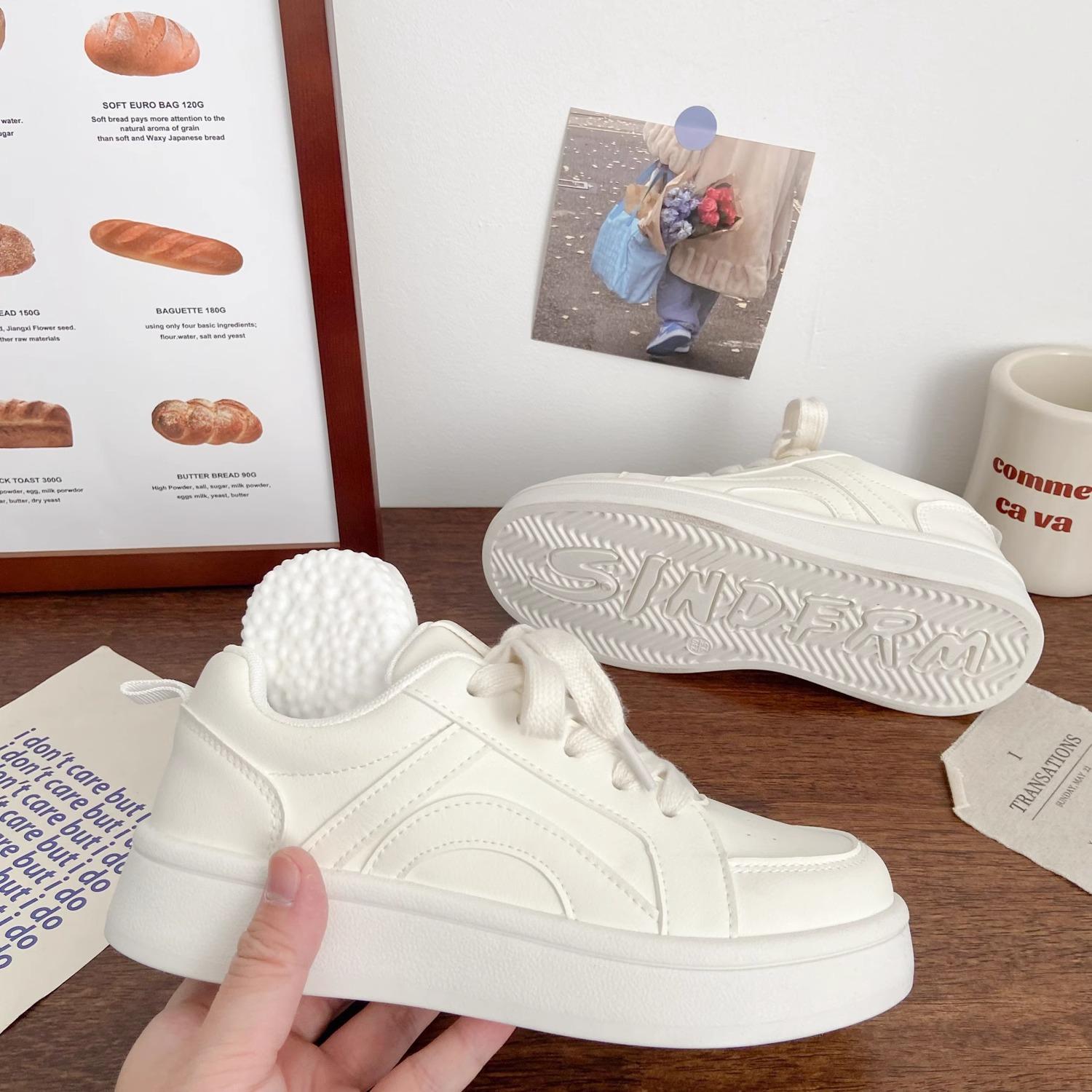 Thick baseplate shoes women s leather surface breathable height increase versatile sports white shoes 35
Thick baseplate shoes women s leather surface breathable height increase versatile sports white shoes 35