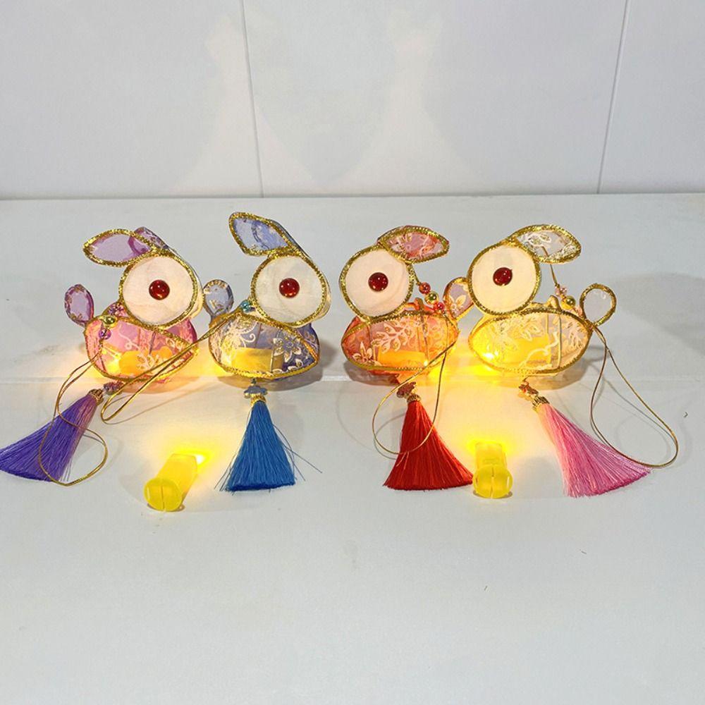 Собранный своими руками светящийся кролик-фонарь в китайском стиле, портативные светящиеся аксессуары в стиле ханьфу
Собранный своими руками светящийся кролик-фонарь в китайском стиле, портативные светящиеся аксессуары в стиле ханьфу