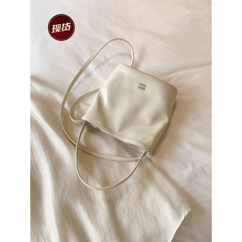 South Style Chio2nd Cowhide Western Style Bucket Bags Beige White
South Style Chio2nd Cowhide Western Style Bucket Bags Beige White