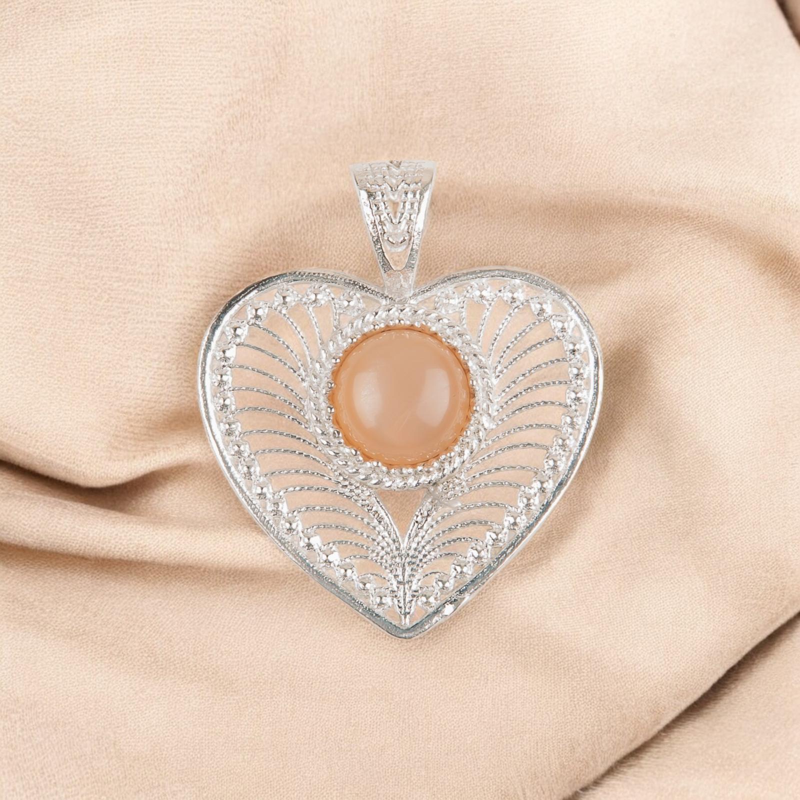 Peach Moonstone Gemstone 925 Sterling Silver Jewelry Handmade Pendant 1.4 Gift CP-15-30
Peach Moonstone Gemstone 925 Sterling Silver Jewelry Handmade Pendant 1.4 Gift CP-15-30