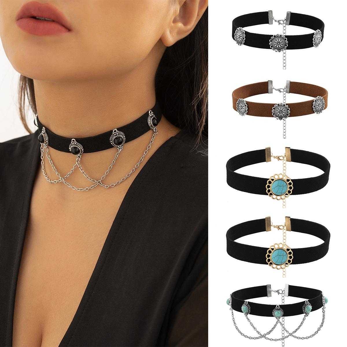 Accessories, Bohemian vintage minimalist choker necklace, metal fringed flower plate turquoise necklace
Accessories, Bohemian vintage minimalist choker necklace, metal fringed flower plate turquoise necklace