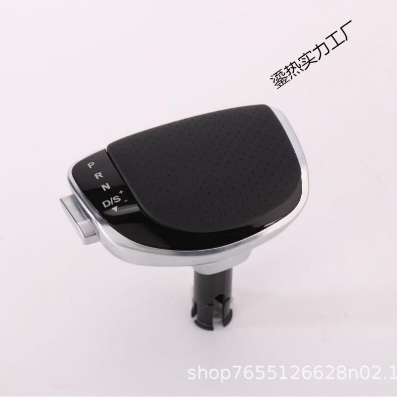 Volkswagen Gear Knob Carbon Fiber Modification Accessory
Volkswagen Gear Knob Carbon Fiber Modification Accessory