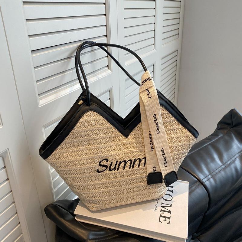 Internet celebrity large-capacity bag women s 2025 new braided bag women s bag niche design shoulder bag versatile woven tote bag 40*13*25
Internet celebrity large-capacity bag women s 2025 new braided bag women s bag niche design shoulder bag versatile woven tote bag 40*13*25