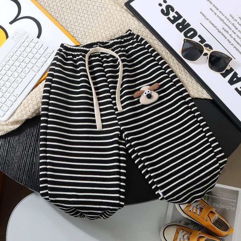 Полосатые спортивные штаны для девочек и мальчиков, весенне-осенний костюм, детские брюки, детские свободные спортивные штаны, мягкие повседневные брюки 90 чёрный
Полосатые спортивные штаны для девочек и мальчиков, весенне-осенний костюм, детские брюки, детские свободные спортивные штаны, мягкие повседневные брюки 90 чёрный