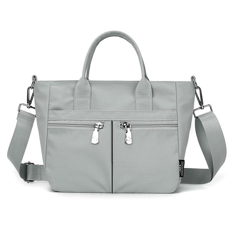 Nylon Cloth Bag New Simple Solid Color Commuting Handbag Fashionable Multi-pocket Large-capacity Shoulder світло-сірий колір
Nylon Cloth Bag New Simple Solid Color Commuting Handbag Fashionable Multi-pocket Large-capacity Shoulder світло-сірий колір