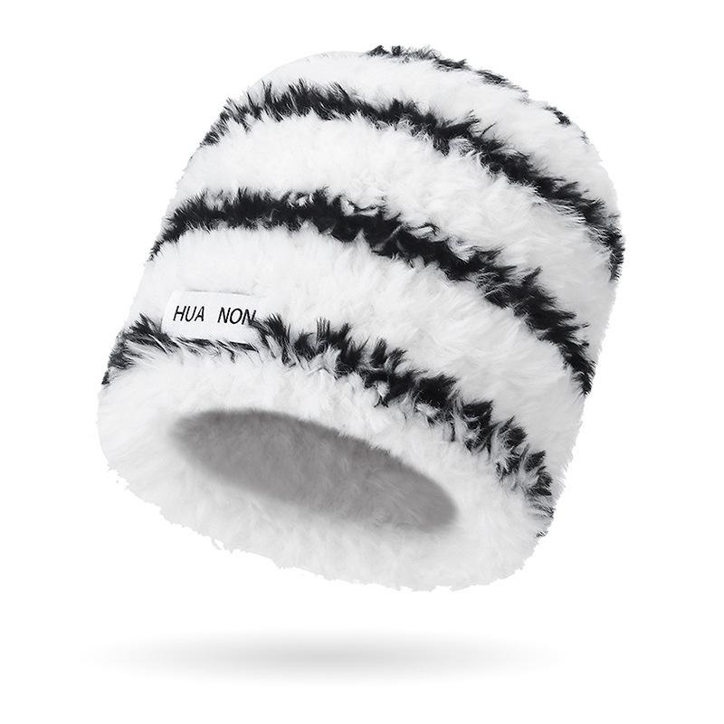 Осенне-зимняя теплая шапка с толстыми полосками для защиты ушей, вязаная шапка для женщин, утепленная шапка чёрный/белый