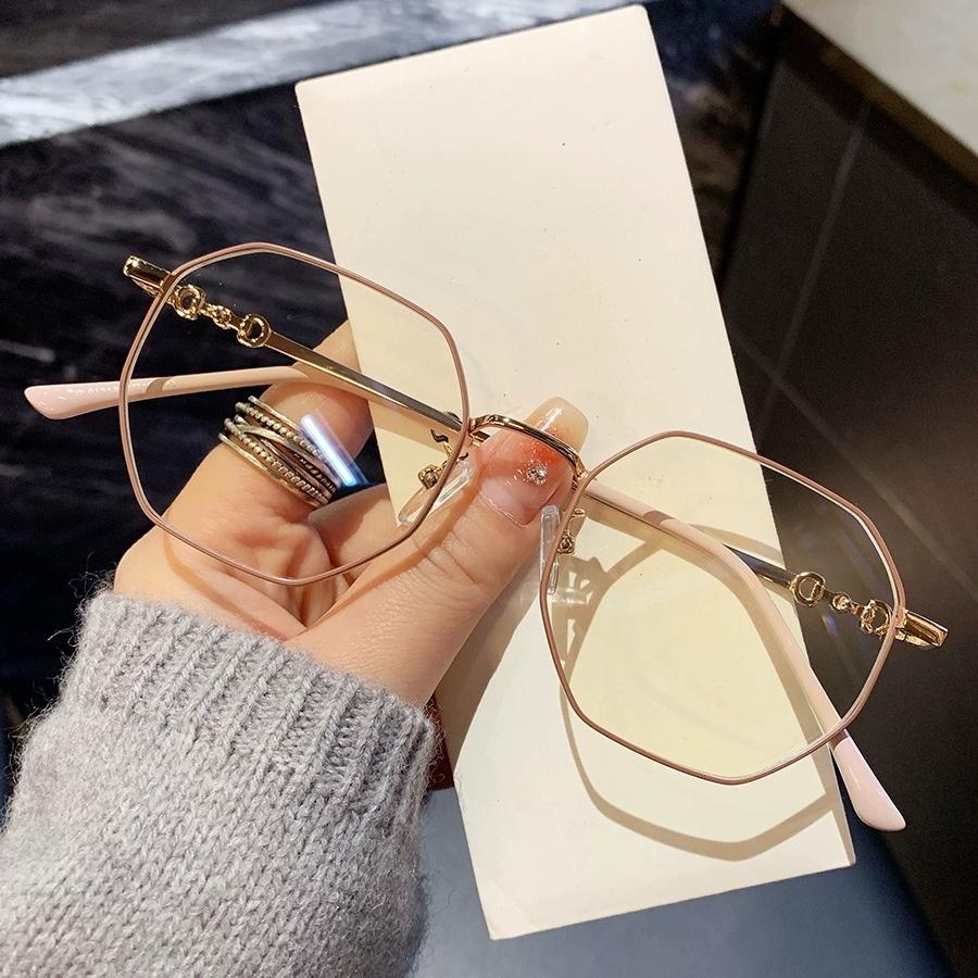 Очки для близорукости, Защита от синего света, Защита от излучения, Большая оправа с диоптриями -3.5
Очки для близорукости, Защита от синего света, Защита от излучения, Большая оправа с диоптриями -3.5