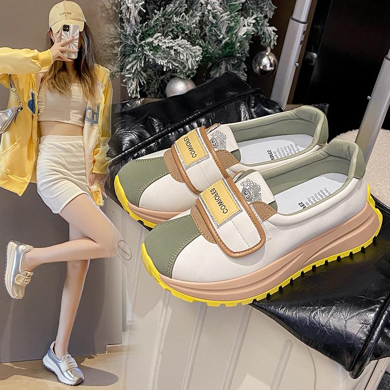 Нескользящая толстая подошва женская повседневная обувь новые модные женские кроссовки с неглубоким носком удобные и универсальные туфли на платформе 40
Нескользящая толстая подошва женская повседневная обувь новые модные женские кроссовки с неглубоким носком удобные и универсальные туфли на платформе 40
