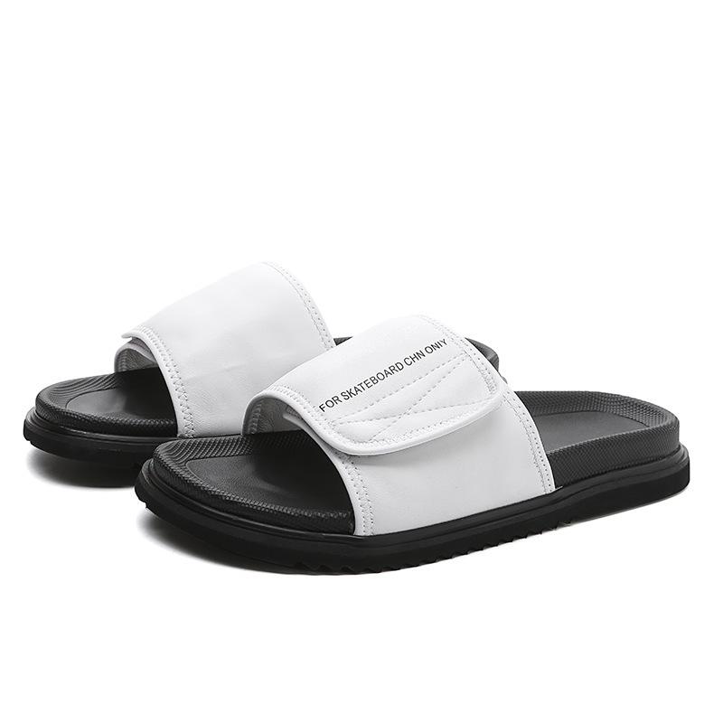 One-word slippers men s summer new trendy men s casual beach cool slippers outer wear factory foreign trade large size 38
One-word slippers men s summer new trendy men s casual beach cool slippers outer wear factory foreign trade large size 38