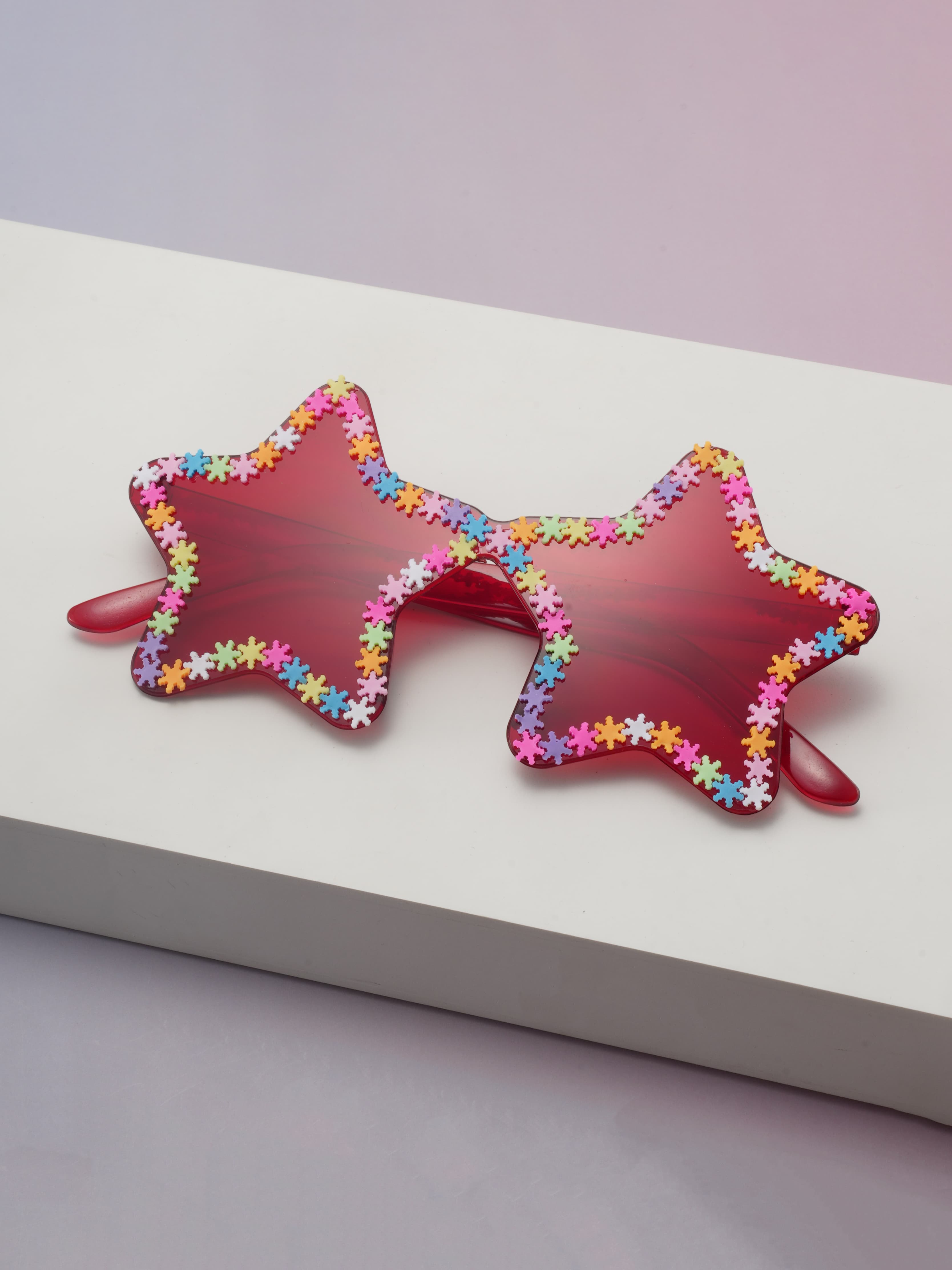 Women s Star-shaped Sunglasses with Flower Trim - Vibrant Party Shades for Festivals & Celebrations KJ021
Women s Star-shaped Sunglasses with Flower Trim - Vibrant Party Shades for Festivals & Celebrations KJ021