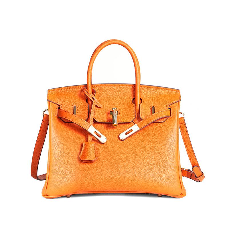 Вощена нитка Того Верхній шар коров ячої шкіри Ручна робота Платинова сумка+шкіра з візерунком лічі Жіноча сумка Пряжка Висококласна сумочка 30x17x23cm помаранчевий
Вощена нитка Того Верхній шар коров ячої шкіри Ручна робота Платинова сумка+шкіра з візерунком лічі Жіноча сумка Пряжка Висококласна сумочка 30x17x23cm помаранчевий