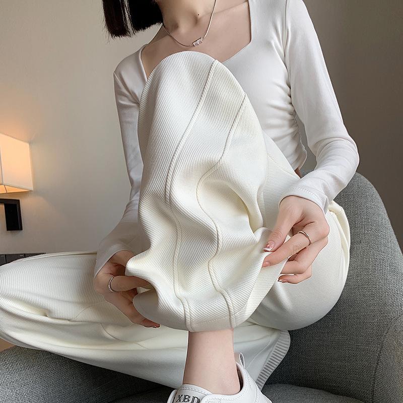 Spring Khaki Wide-leg Pants for Women In Spring and Autumn High Waist Droop Loose Straight Sports Pants Casual Banana Pants for Women S
Spring Khaki Wide-leg Pants for Women In Spring and Autumn High Waist Droop Loose Straight Sports Pants Casual Banana Pants for Women S