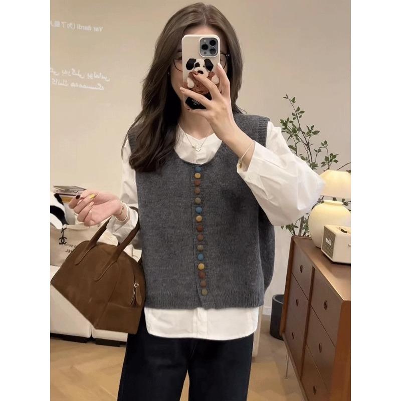 Rainbow buckle vest women s spring new age-reducing versatile cardigan vest knitted sleeveless sweater XL сірий колір
Rainbow buckle vest women s spring new age-reducing versatile cardigan vest knitted sleeveless sweater XL сірий колір