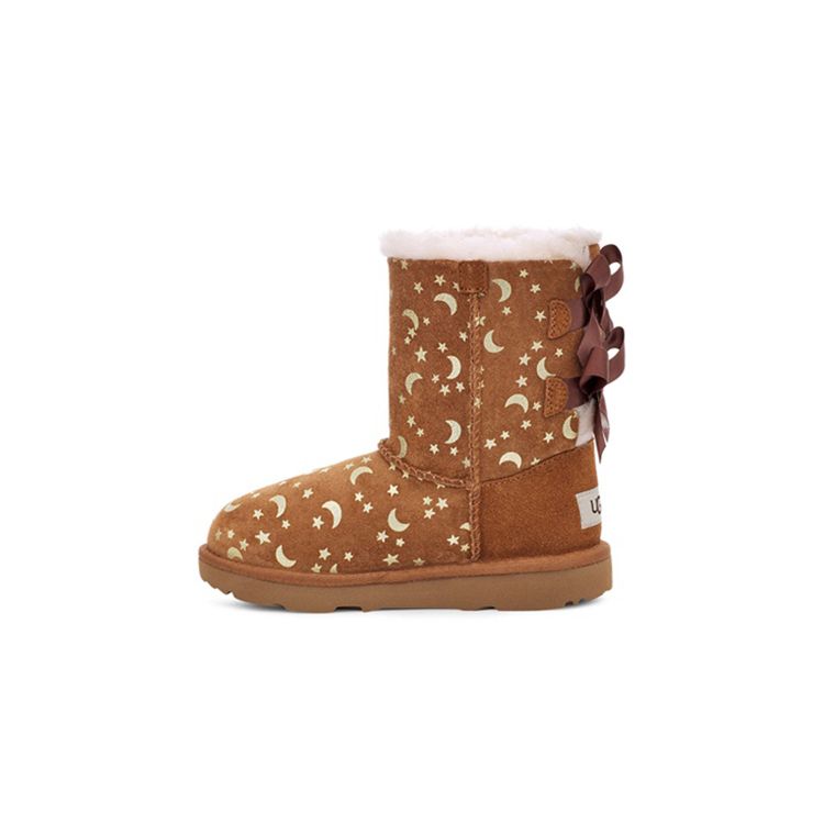 UGG Bailey Bow Sun & Moon Fleece Lined Snow Boots Kids boots Chestnut-Brown 1119170T-CHE
UGG Bailey Bow Sun & Moon Fleece Lined Snow Boots Kids boots Chestnut-Brown 1119170T-CHE