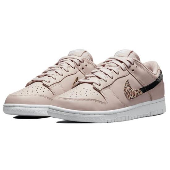 Nike Dunk Low SE Animal Swoosh - Fossil Stone DD7099-200 EU 40 рожевий
Nike Dunk Low SE Animal Swoosh - Fossil Stone DD7099-200 EU 40 рожевий