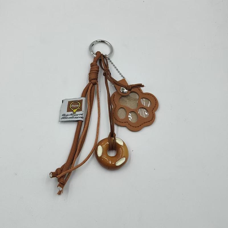 2025 Exquisite Chinese-Style Woven Leather Pet Memorial Keychain for Cats and Dogs Cat01
2025 Exquisite Chinese-Style Woven Leather Pet Memorial Keychain for Cats and Dogs Cat01