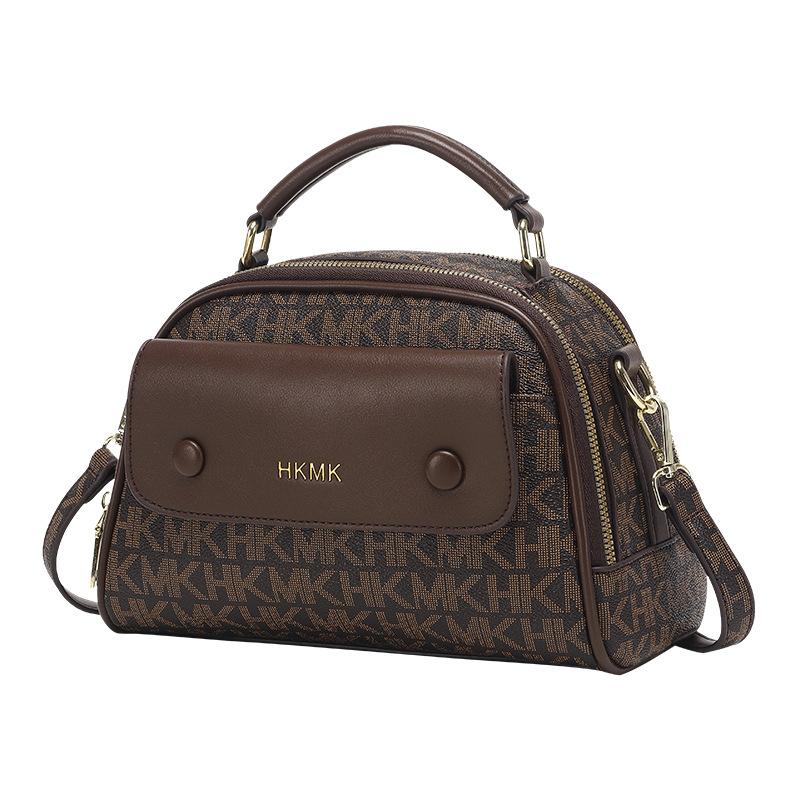 Новая женская сумка модная универсальная одноплечевая сумка через плечо с буквенным узором модная ретро-сумочка коричневый
Новая женская сумка модная универсальная одноплечевая сумка через плечо с буквенным узором модная ретро-сумочка коричневый