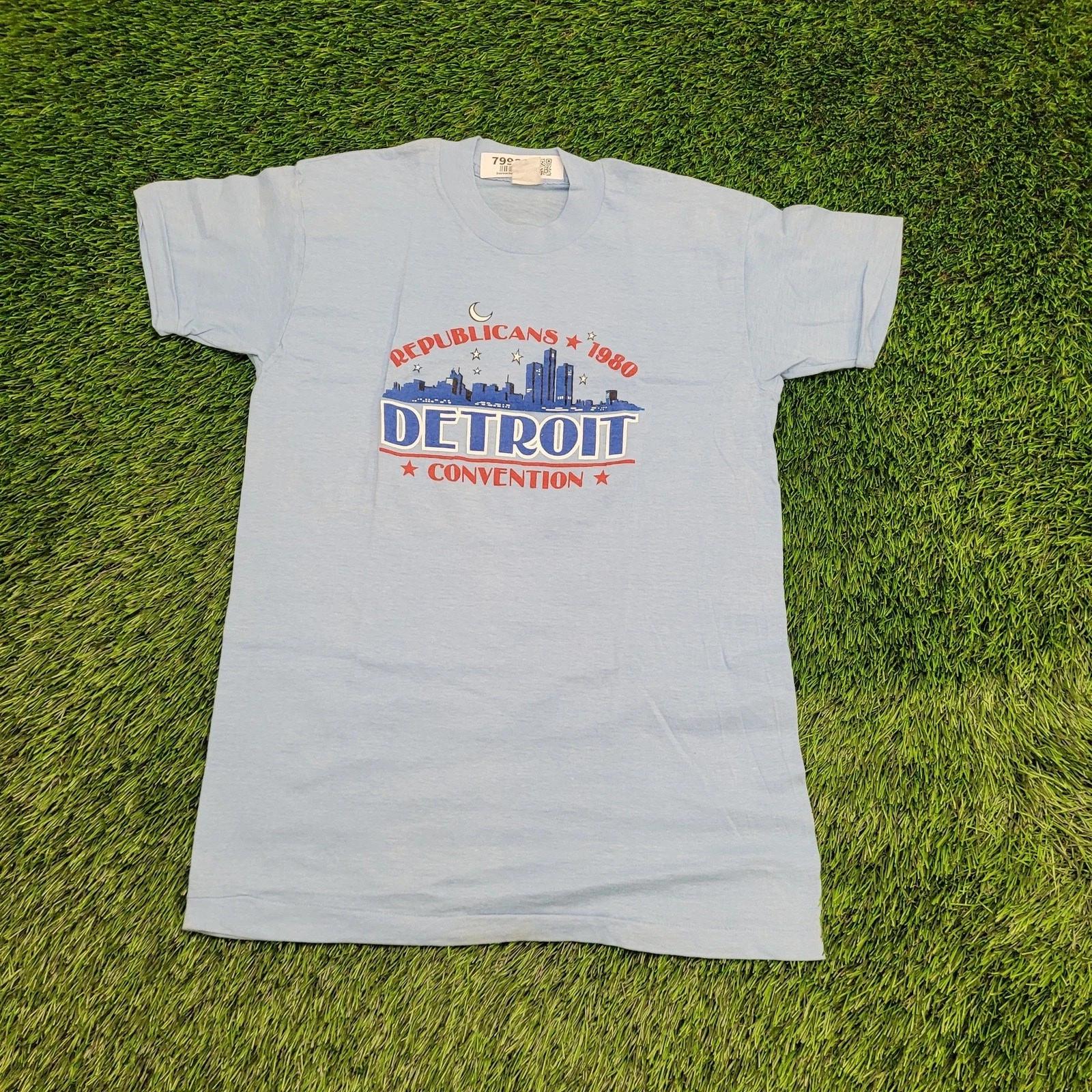 Vintage 1980 Detroit Republicans Shirt Small 17x26 Blue USA L
Vintage 1980 Detroit Republicans Shirt Small 17x26 Blue USA L