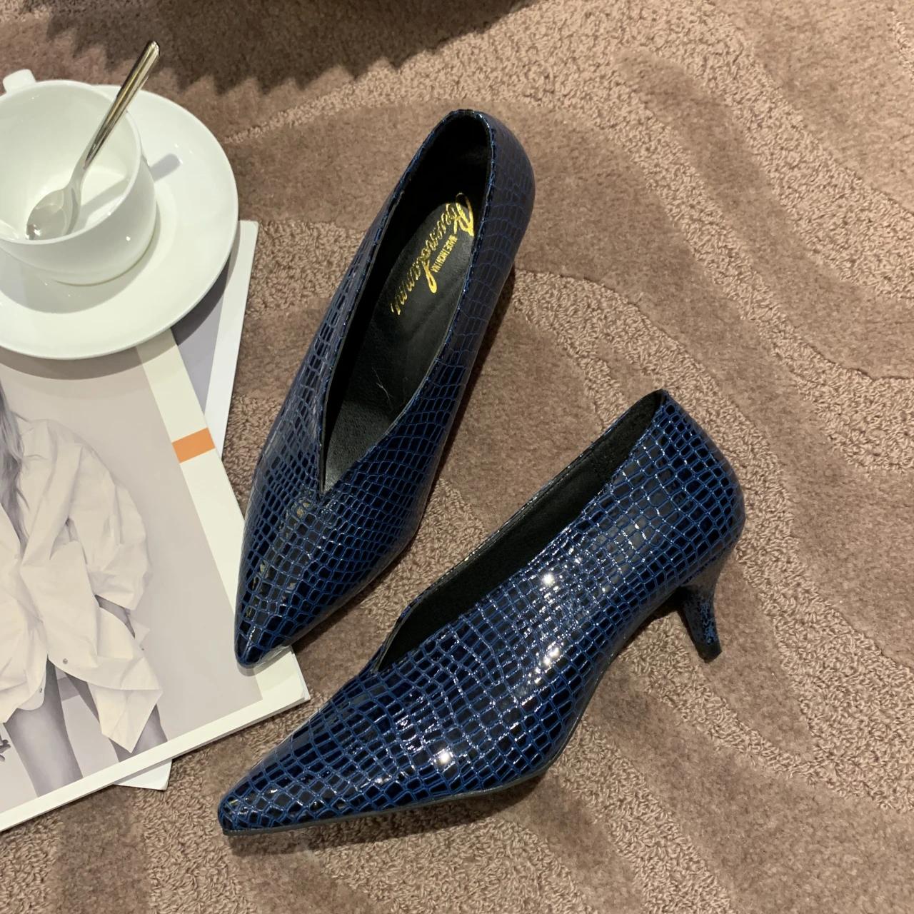 Высокие каблуки сексуальные женские туфли дизайнерские новые туфли на плоской подошве 2024 года модные туфли для вечеринок сандалии прогулочные трендовые платья Mujer Zapatos 38
Высокие каблуки сексуальные женские туфли дизайнерские новые туфли на плоской подошве 2024 года модные туфли для вечеринок сандалии прогулочные трендовые платья Mujer Zapatos 38